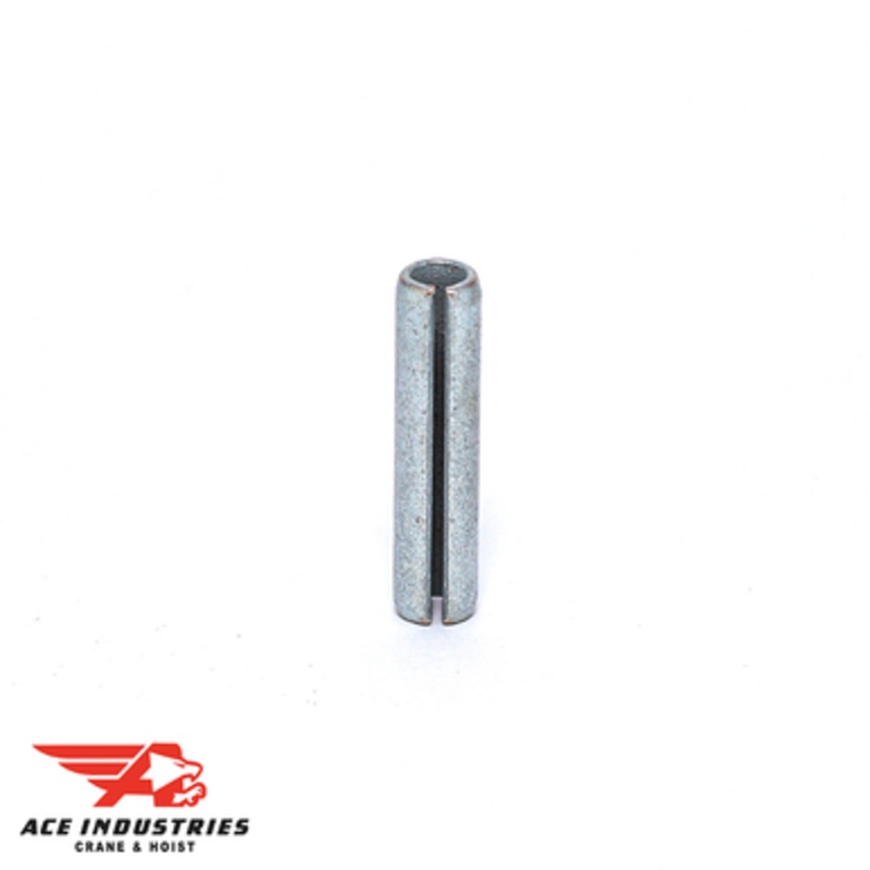 pin, upper hook or lug (904)